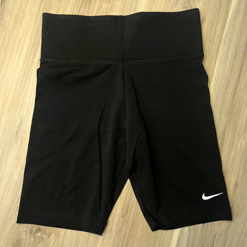 NIKE DRI-FIT
